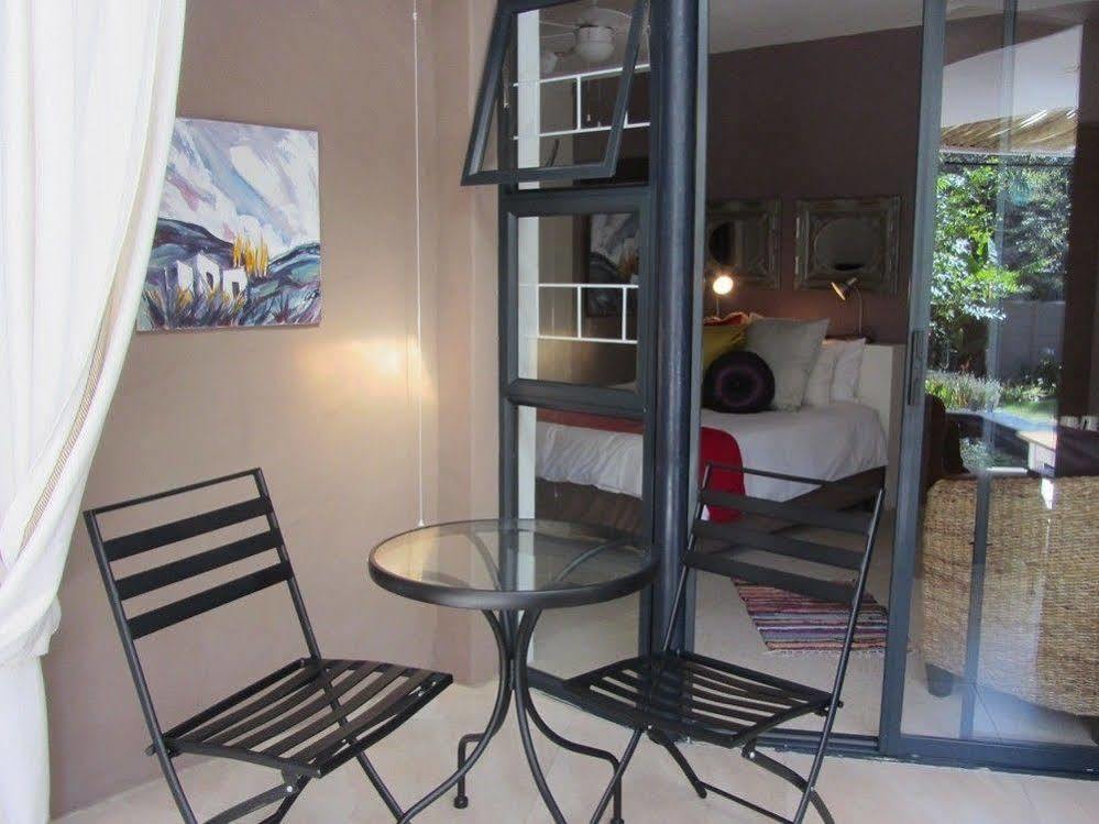 Absolute Bosch Guest House ستيلينبوش المظهر الخارجي الصورة